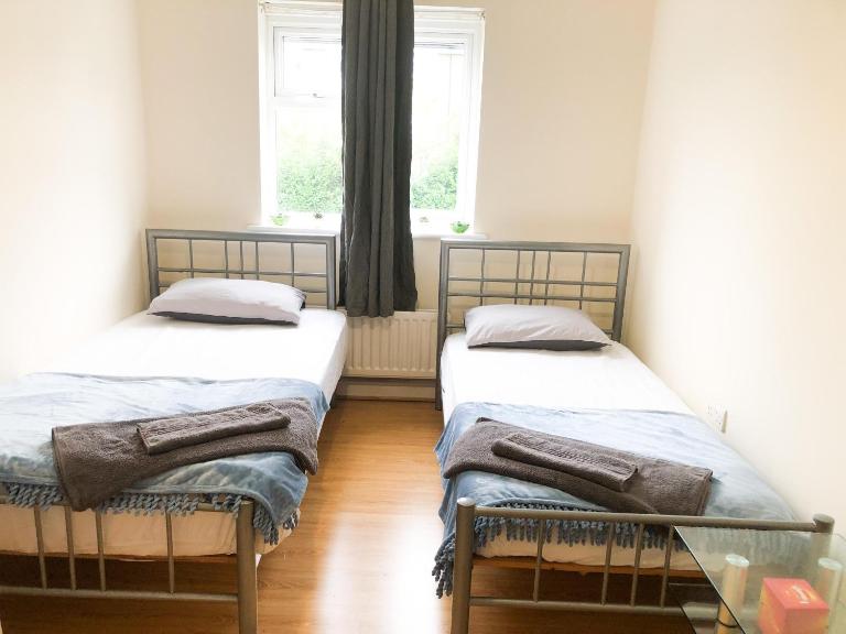 Harrow Comfort Inn - Chambres d'hôtes Harrow