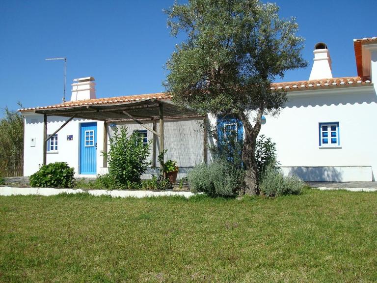 Monte da Pereira - Casa Rural em Espaço Tranquilo - B&B Vila Nova de Milfontes