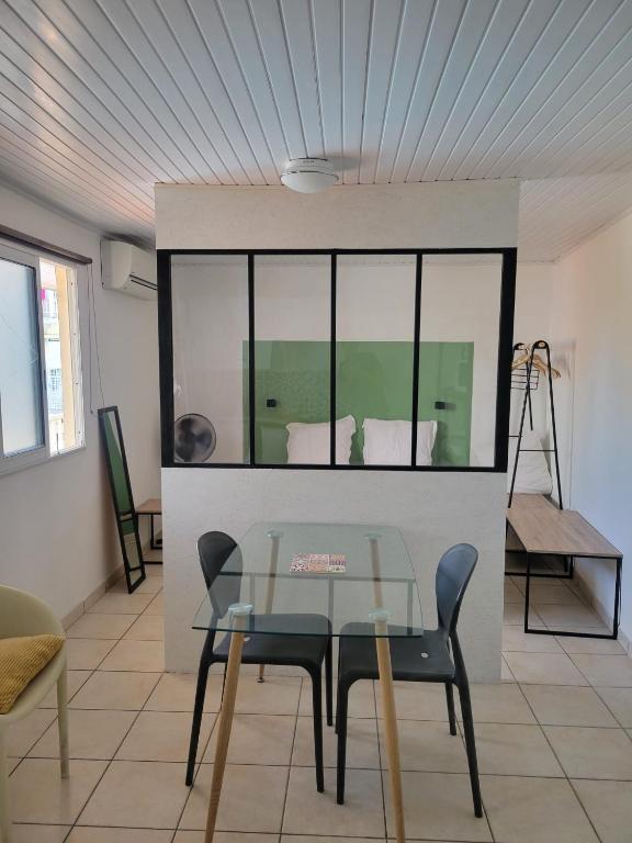 Appartement avec piscine - Ferienwohnung Les Trois-Îlets