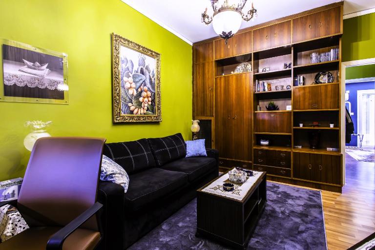 Premium GaLeRia 4A - B&B Atene