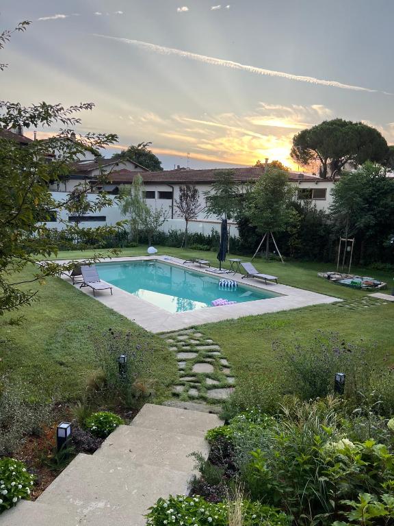 Villa Taccetti - Appartamento "La Torretta" in Villa del Settecento con piscina - B&B Lastra a Signa