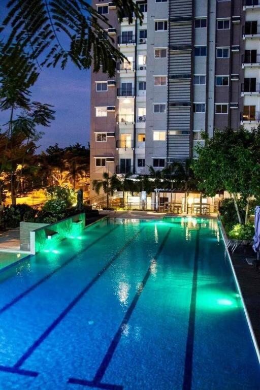 Matina Enclaves 2 Bedroom Unit - Chambres d'hôtes Davao