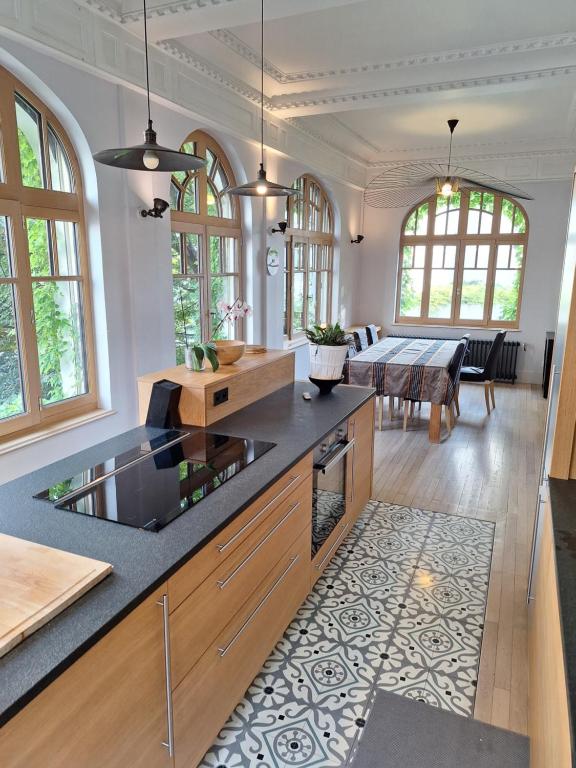 Superbe appartement des années 30 - B&B Annecy