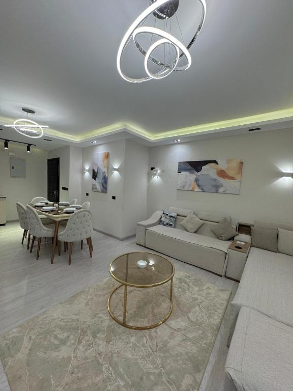 Uptown Heights residential Apt - Bed and Breakfast Madinaty