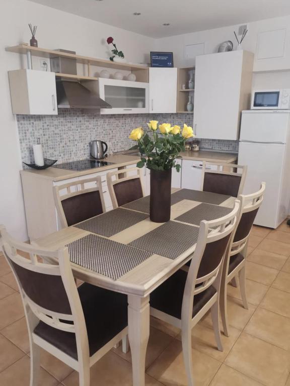 SMILČIŲ apartamentai PALANGOS CENTRE - B&B Palanga