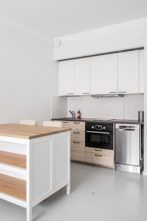 Nordstay - Skyline Nest in Central - B&B Helsinki