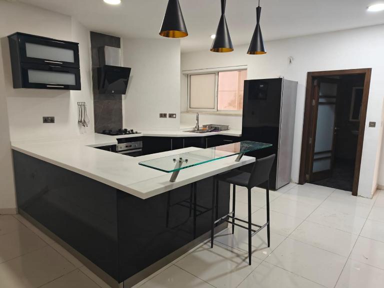 Modern Luxe Marsaskala Maisonette - B&B Marsaskala