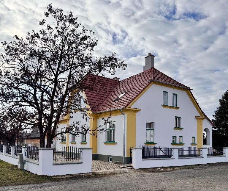 Ubytování u Holoubka - Chambres d'hôtes Pasohlávky