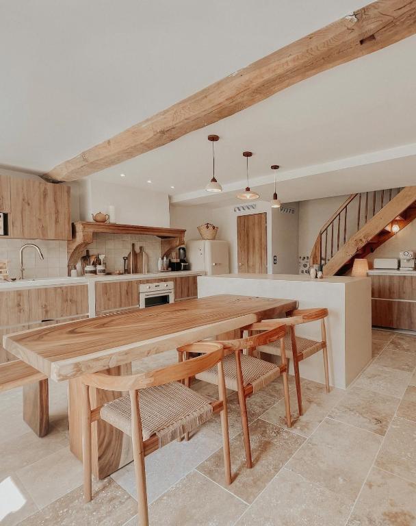 Charmante maison en pierres, séjour à la ferme - Chambres d'hôtes Saint-Georges-d'Espéranche