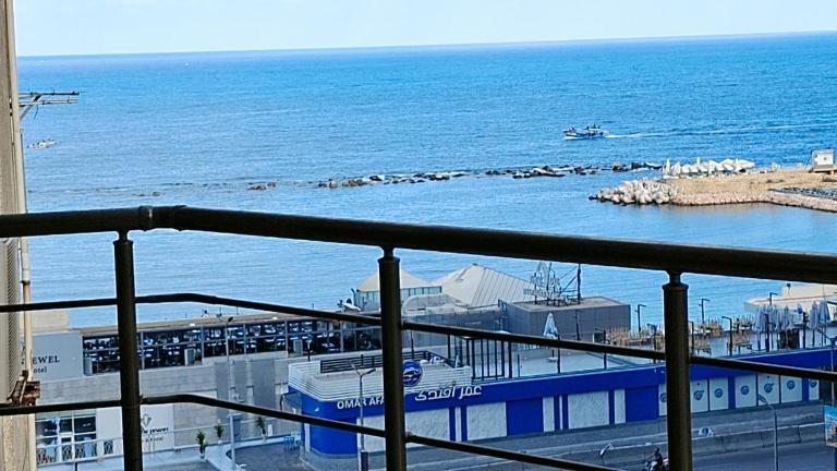 luxoryAlexandria daily rent Sidi Jaber sea - B&B Alessandria d'Egitto