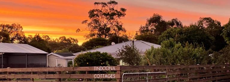 Tindoona Cottages - B&B Foster