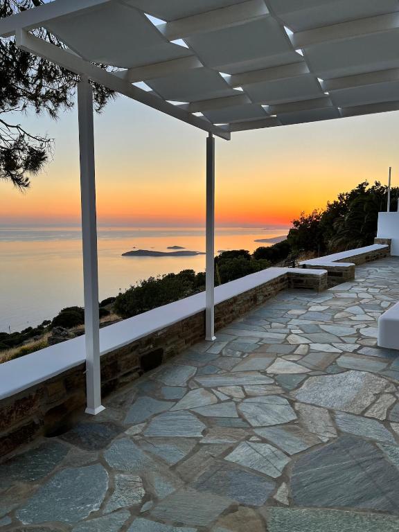 Villa Eleni - At the Top! - Ferienwohnung Áno Aprovátou