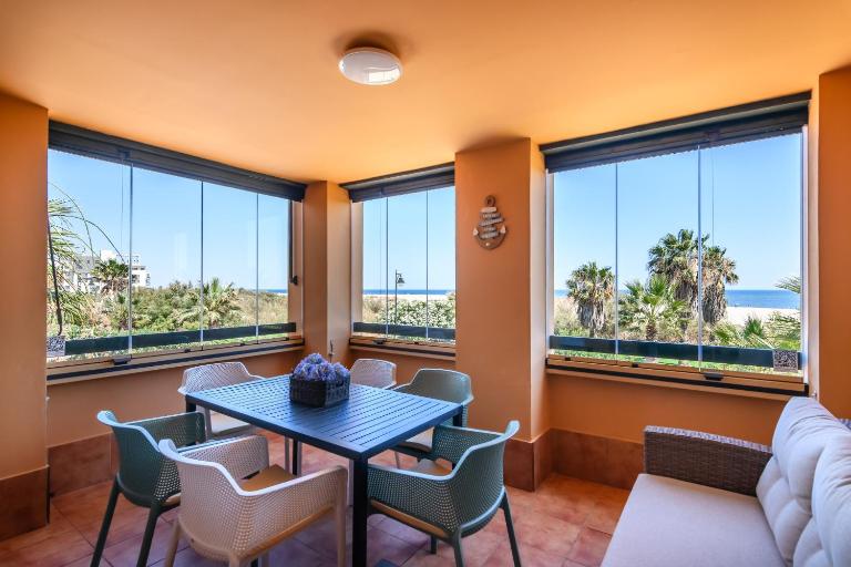Los Albatros by Ĥ - Playa de los Haraganes HAHB156P81 - B&B Isla Canela