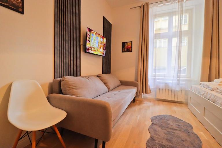 Spacious apartment in the center of Prague - Ferienwohnung Prag