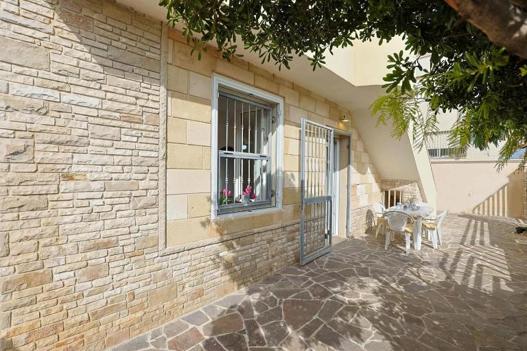 Casa Laura 3 a soli 20 mt dalla spiaggia di San Pietro in Bevagna - Chambres d'hôtes San Pietro in Bevagna