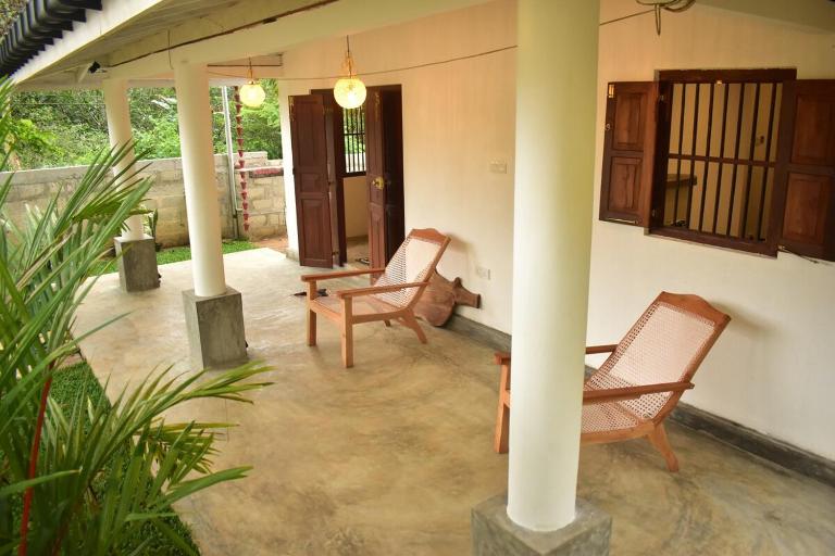 Lily Villa - B&B Unawatuna