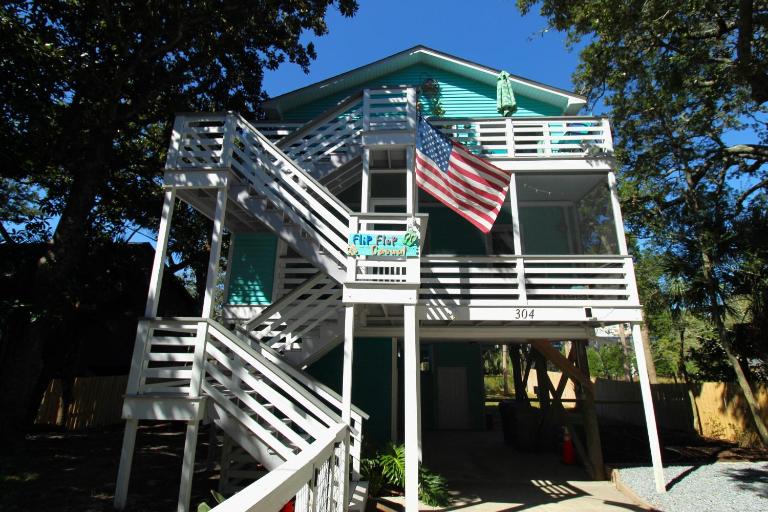 Flip Flop Casual - B&B Folly Beach