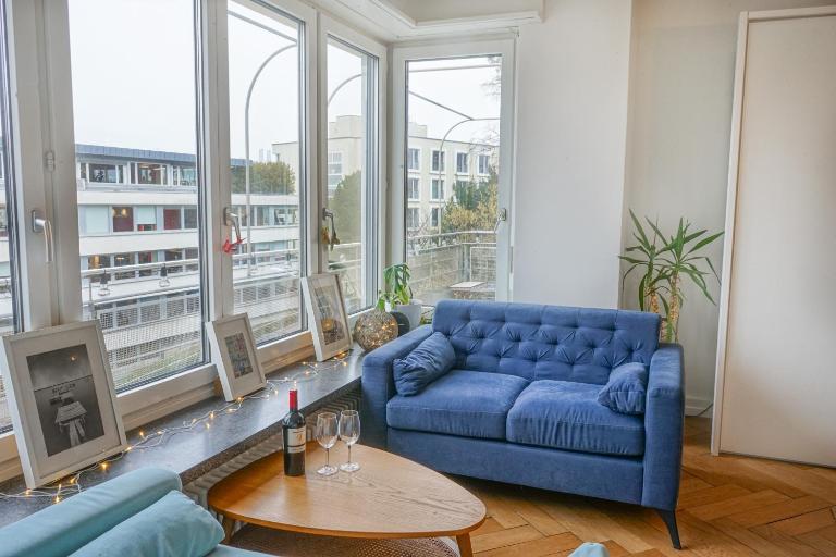 Downtown Zurich - Large, quiet private room "Alps" in homestay - Enge station - Lake & City - For 1 person - B&B Zurigo