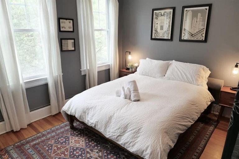 Historic Treasure Adams Morgan House - B&B Washington D.C.