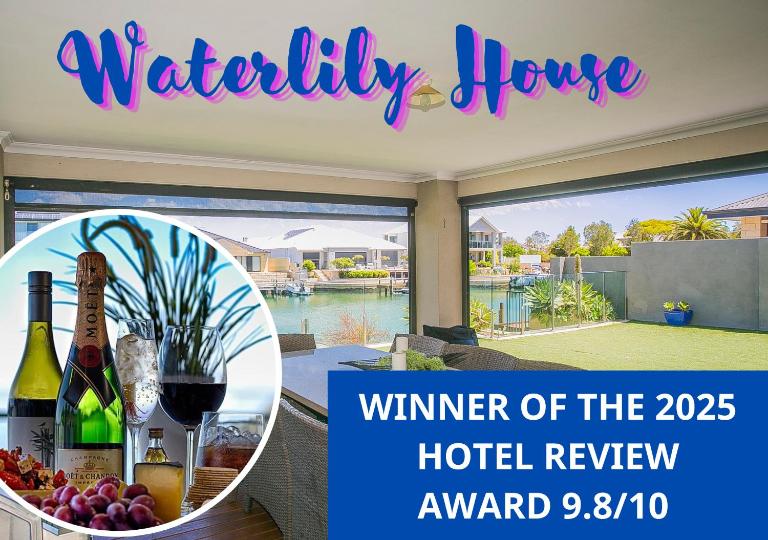 "WATERLILY HOUSE" - Luxury Canal House, Jetty, Dog & Child Friendly - Sleeps 14 - B&B Mandurah