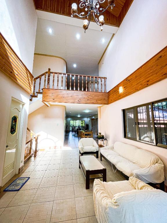 La Veranda Tagaytay - B&B Tagaytay
