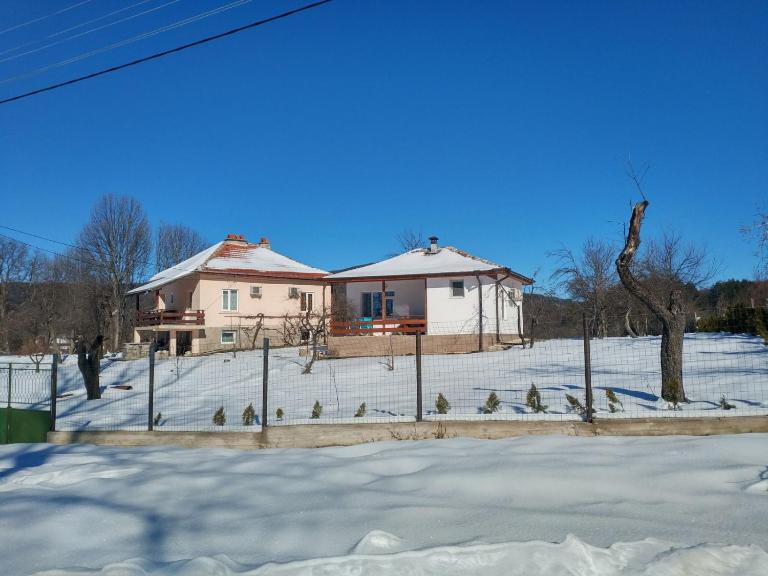 Осоговска Бистрица - Chambres d'hôtes Garlyano