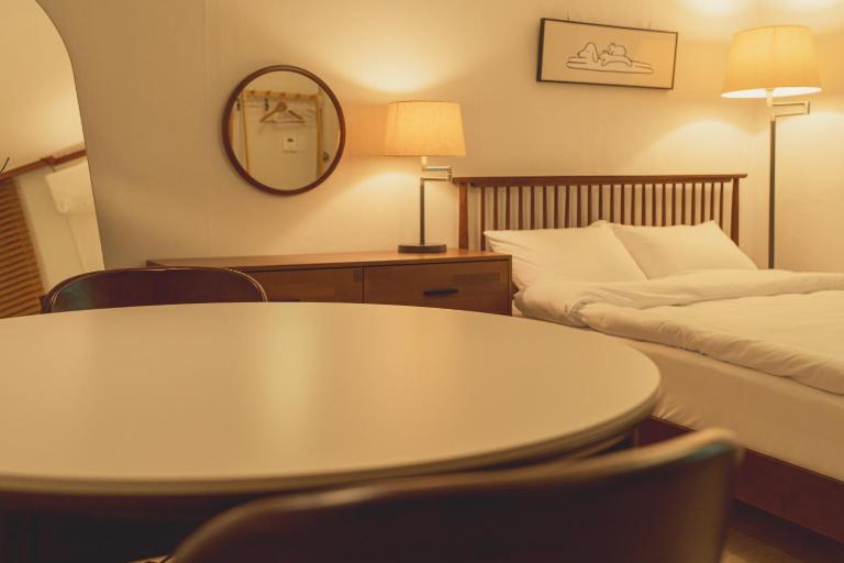 Sinsa station stay - Bed and Breakfast Seoel