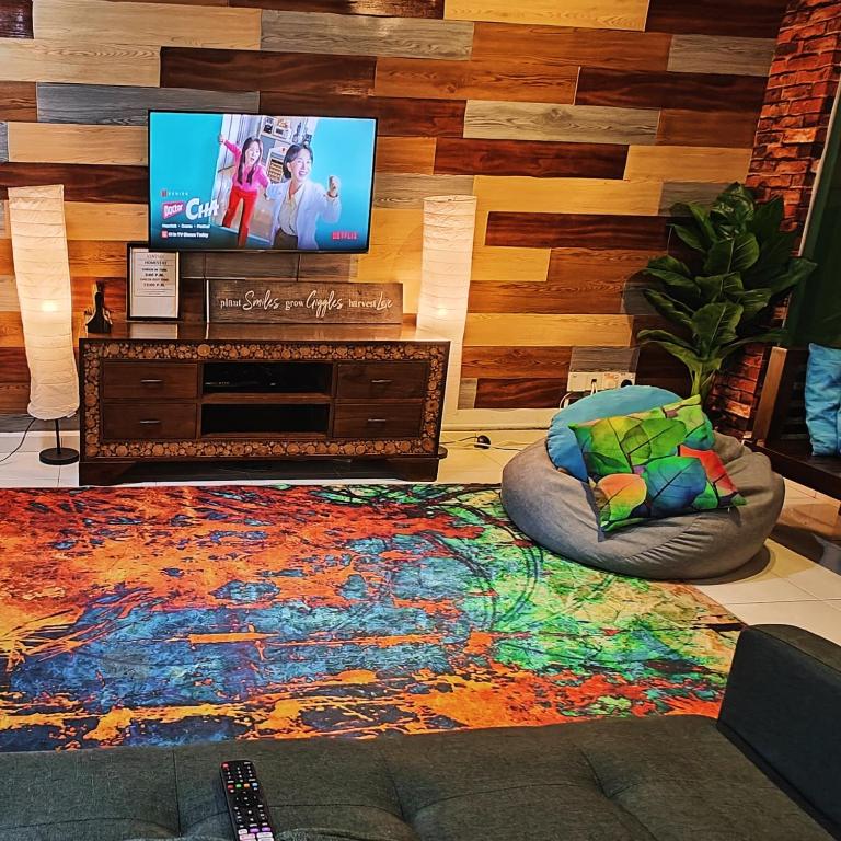 Vintage Houze, fully aircond, Wi-fi, Netflix, Coway - Chambres d'hôtes Alor Setar