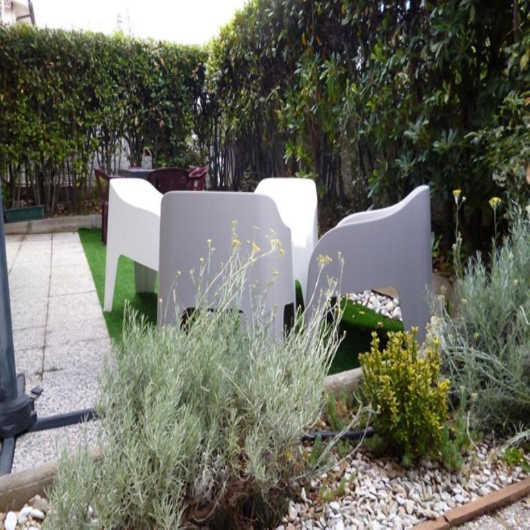 L09 - Casa Marisol con giardino privato - B&B Marcelli