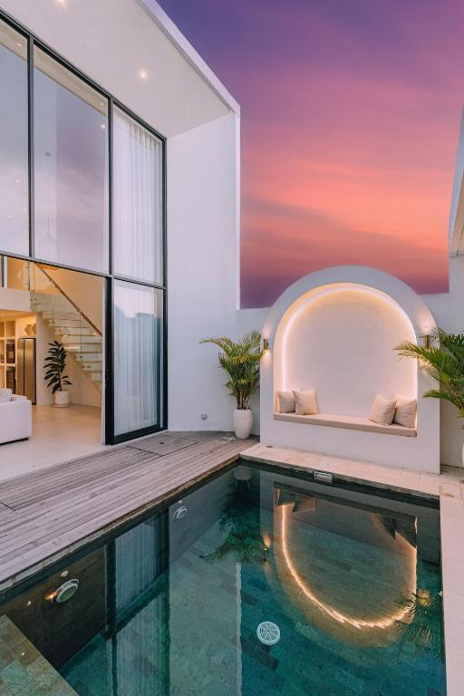 1BR Sunset Villa in Munggu Minutes from the Shore - B&B Mengwi
