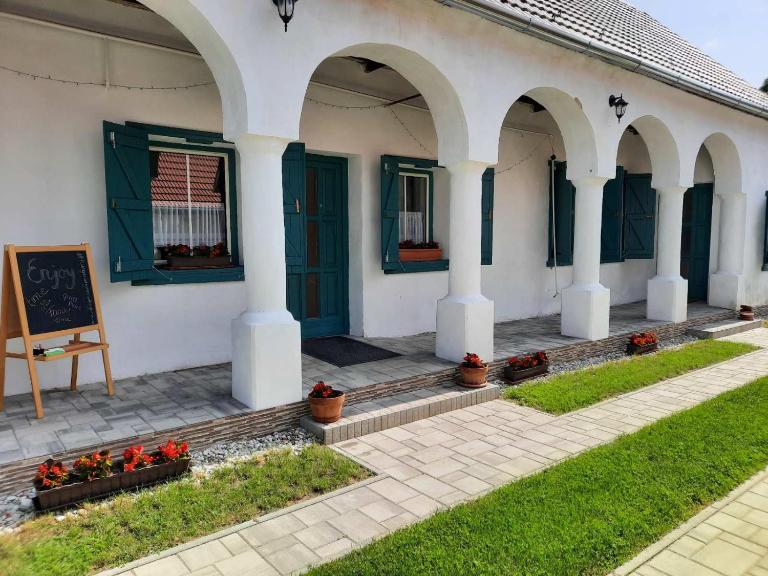Green Village House - B&B Ganna