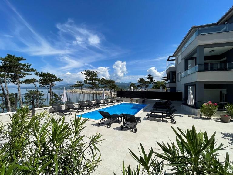 Villas Punta Silo - luxury apartments with pool - B&B Šilo