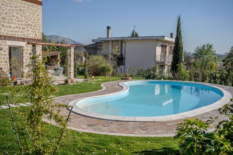 Casale nel Verde con Piscina e Vista - Bed and Breakfast Spigno Saturnia