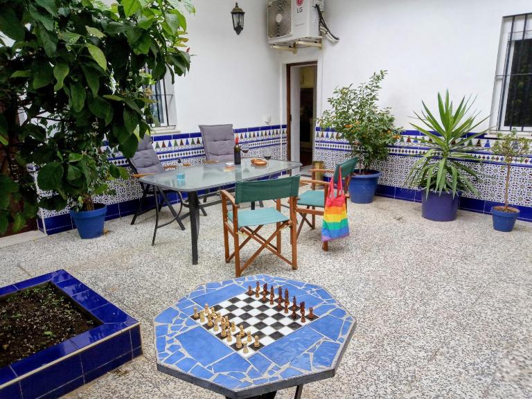 Casa Valientes B - Parking privado gratis & patio interior - Chambres d'hôtes Xérès