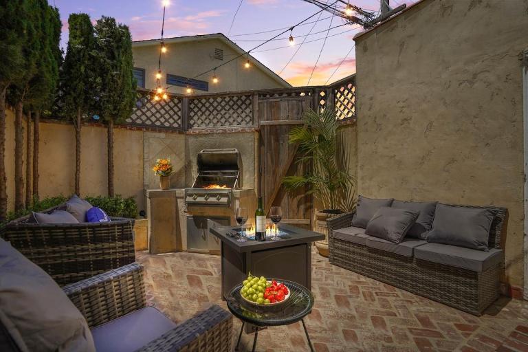 Belmont Shore Escape - Arcades - FirePit - Beach - Parking - B&B Long Beach