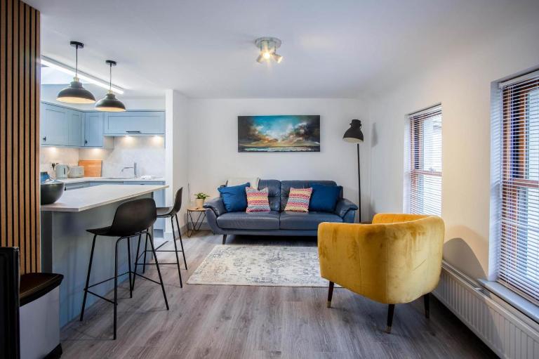 Sandy Steps - 1 Bedroom Apartment - Tenby - Chambres d'hôtes Tenby