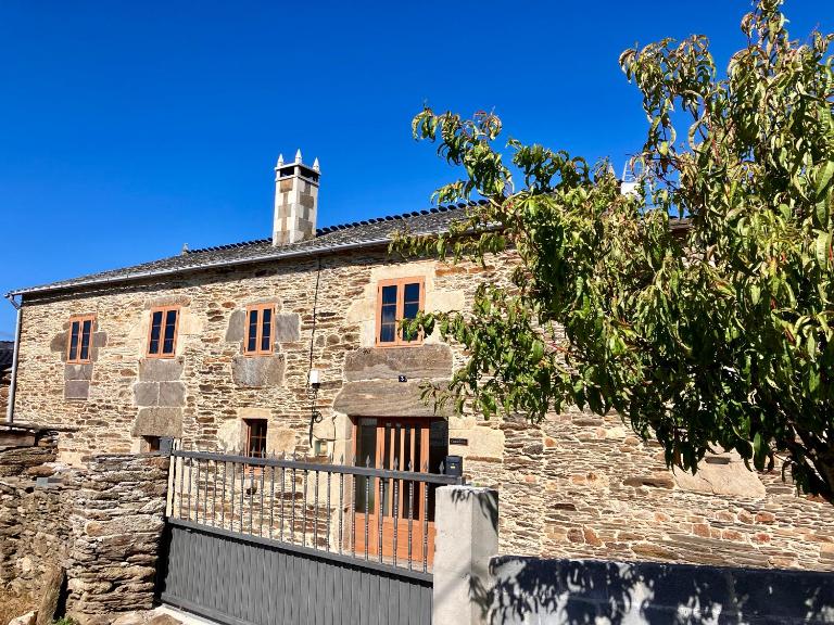 Casa da Forxa, renovated former forge/ smithy - Bed and Breakfast Lugo
