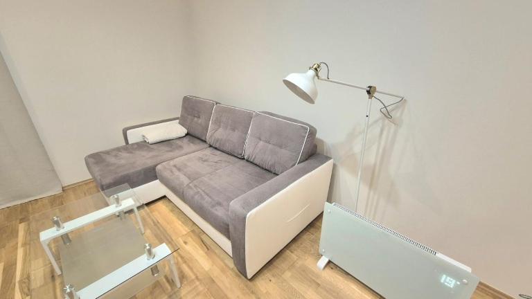 Topolowa Apartament z klimatem- Topolowa/Rynek/PKP - B&B Cracovia