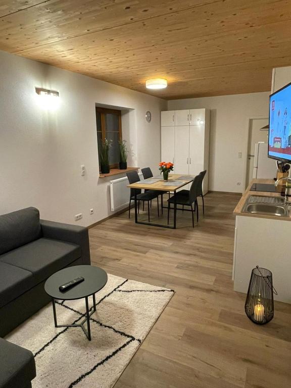 Ferienwohnungen Obert - B&B Karlstadt