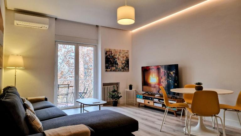 Espectacular apartamento en Cuzco / Alberto Alcocer - B&B Madrid