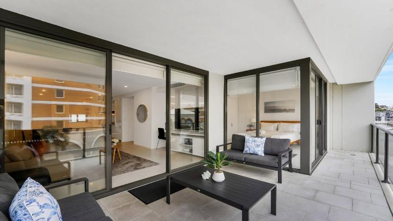 405 Pine Tree Short Walk To Beach Accom Holidays - Bed and Breakfast Tragowel