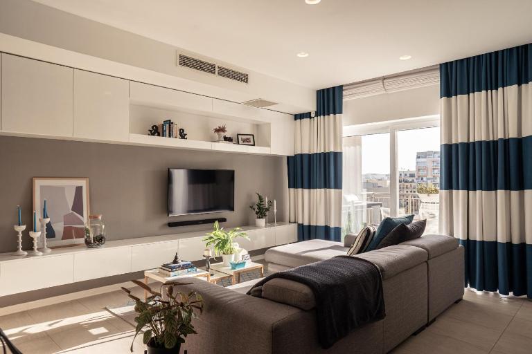 Luxury & spacious 3 bedroom, large balcony KBAS1-3 - B&B San Julián