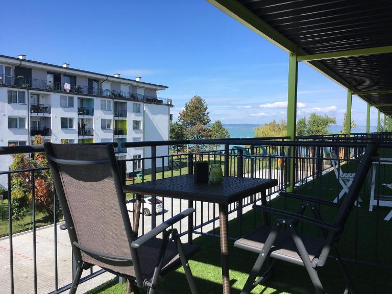 Optimist Studio Apartman - Chambres d'hôtes Siófok