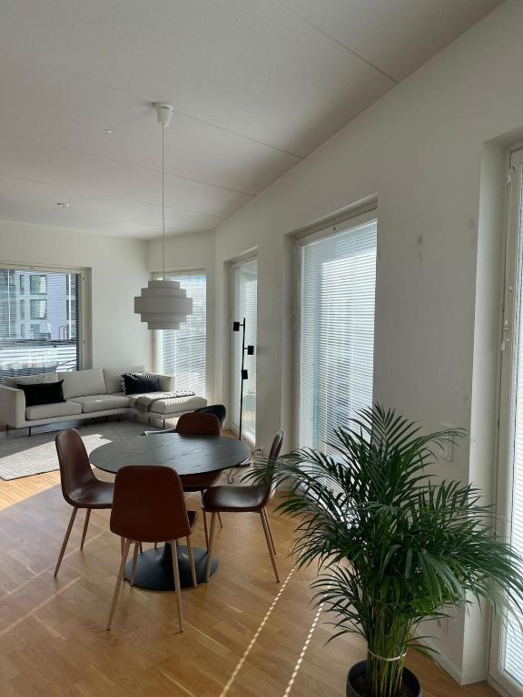 valoisa ja viihtyisä asunto - B&B Vantaa