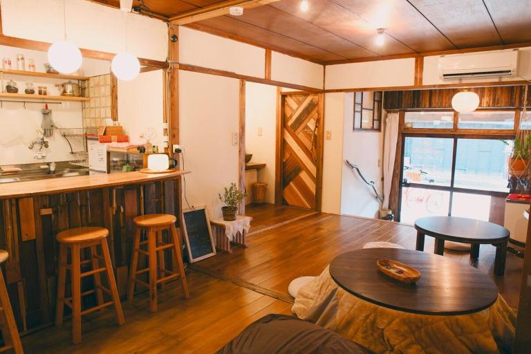 宿たぬきのねどこ - B&B Tokoname