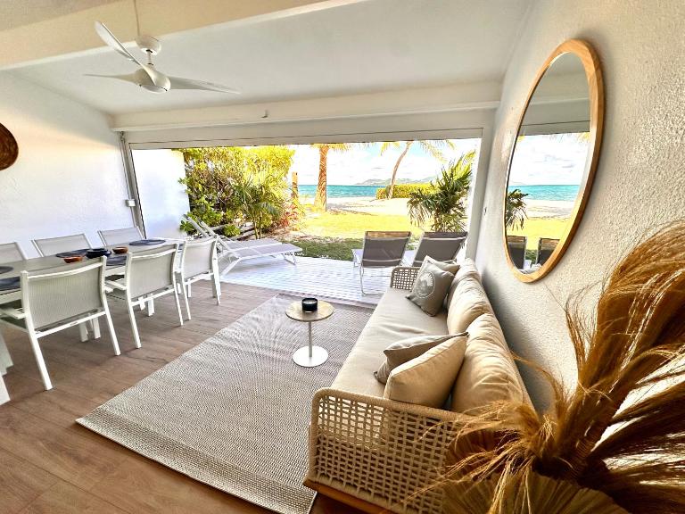 Nouveau La Caribéenne sur la plage Villa 2 bedrooms 2 baths piscine tennis plage - B&B Baie Nettle