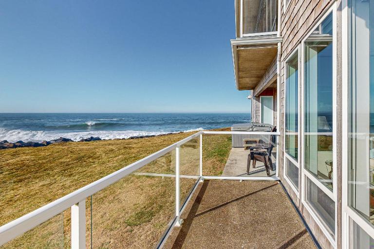 Ocean Star - Bed and Breakfast Depoe Bay