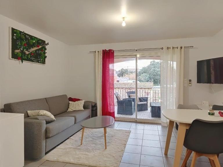 Appartement T2 avec terrasse sud - Chambres d'hôtes Rochefort-du-Gard