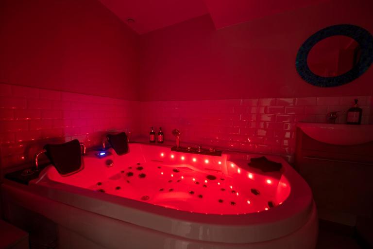 Loveroom, Les années 80 chez nounours - Chambres d'hôtes Templemars