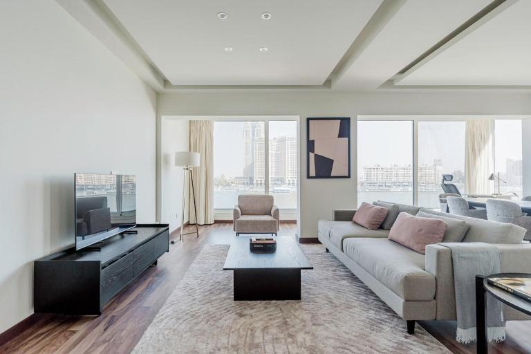 Zamalek 2BD Apartment with Panoramic Nile View - B&B El Cairo